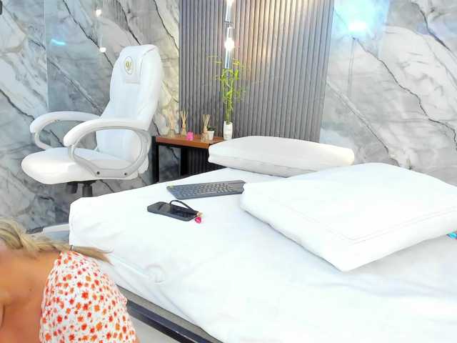 JuliethaTaylor's BongaCams show and profile