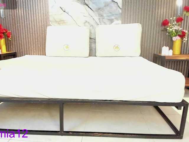 JuliethaTaylor's BongaCams show and profile