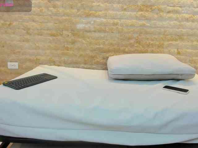 JuliethaTaylor webcam