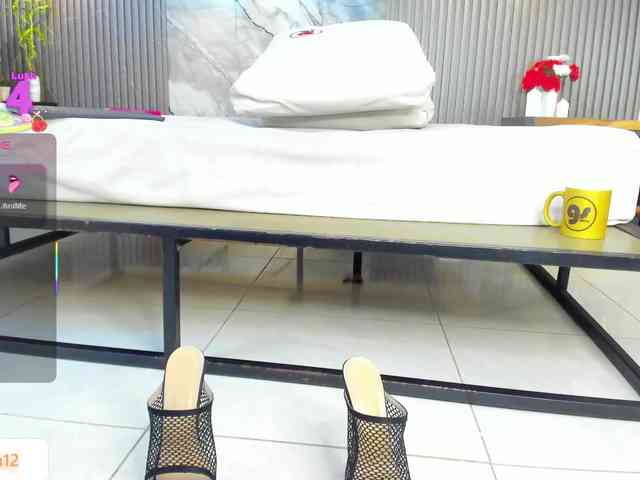 JuliethaTaylor webcam