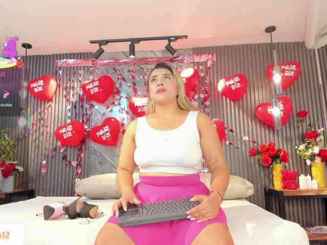 JuliethaTaylor webcam