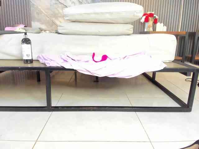 JuliethaTaylor webcam