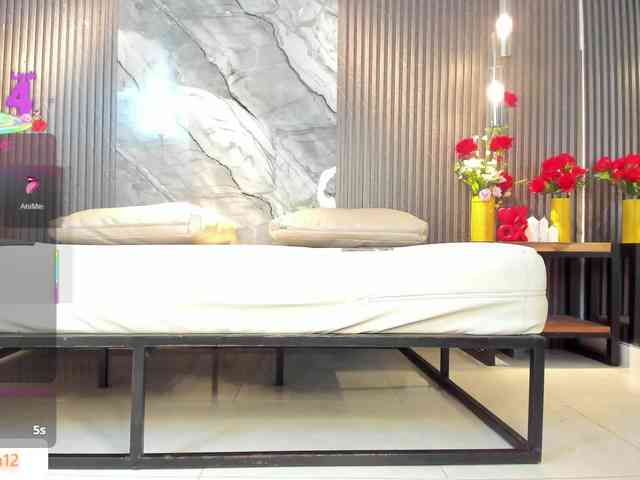 JuliethaTaylor webcam