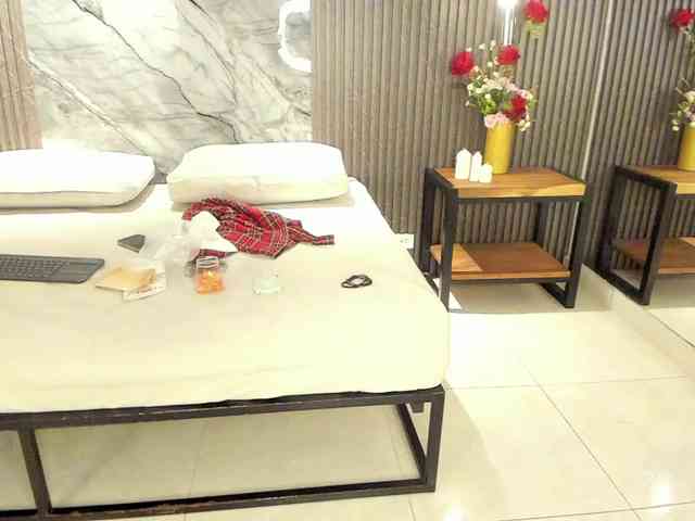 JuliethaTaylor webcam