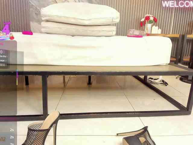 JuliethaTaylor webcam