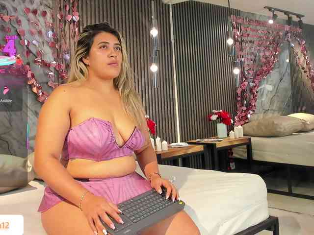 JuliethaTaylor webcam