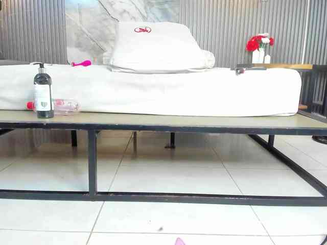 JuliethaTaylor webcam