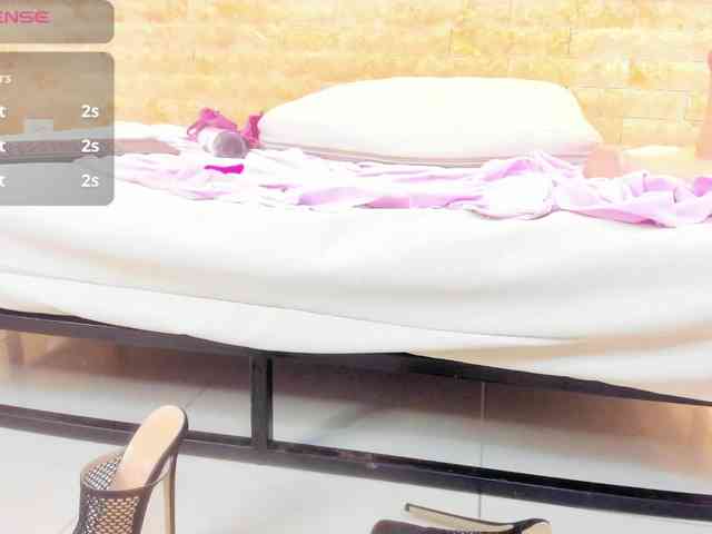 JuliethaTaylor webcam