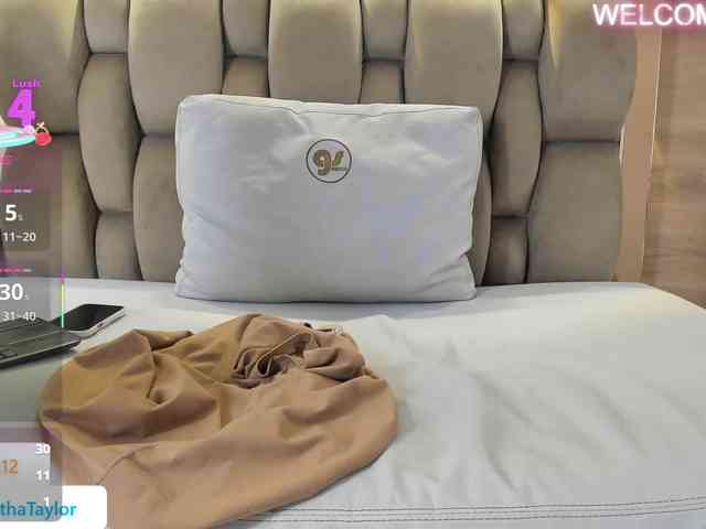 JuliethaTaylor webcam