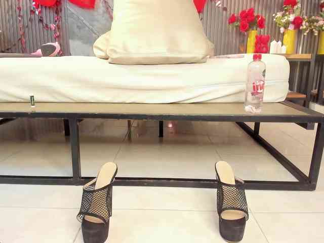 JuliethaTaylor webcam