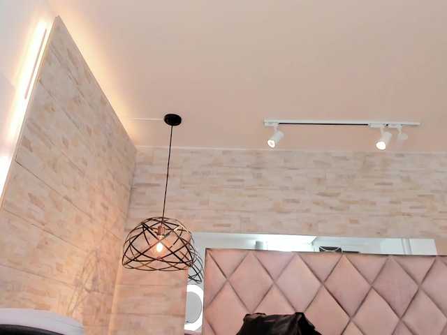 DorothyVegga's BongaCams show and profile