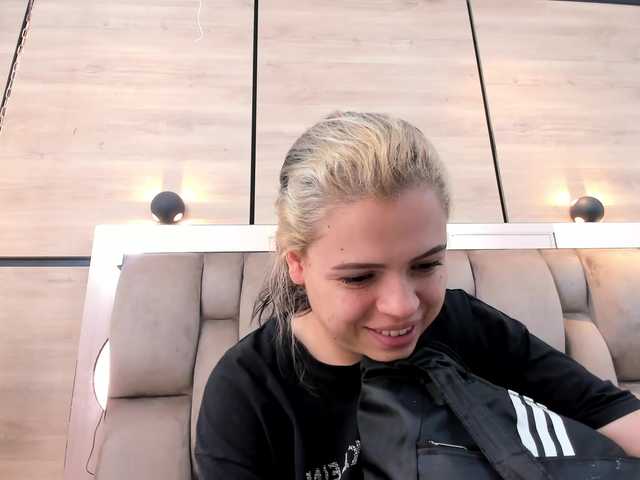 DorothyVegga's BongaCams show and profile