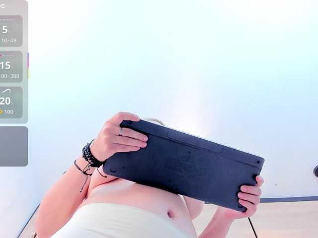 DorothyVegga's BongaCams show and profile