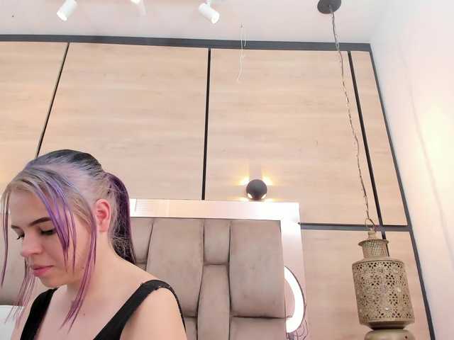 DorothyVegga's BongaCams show and profile