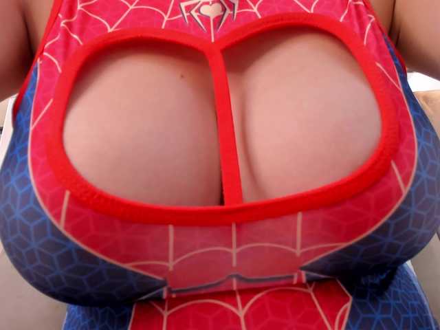 DorothyVegga's BongaCams show and profile