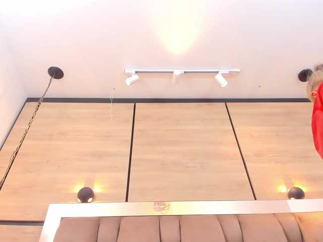 DorothyVegga live cam profile