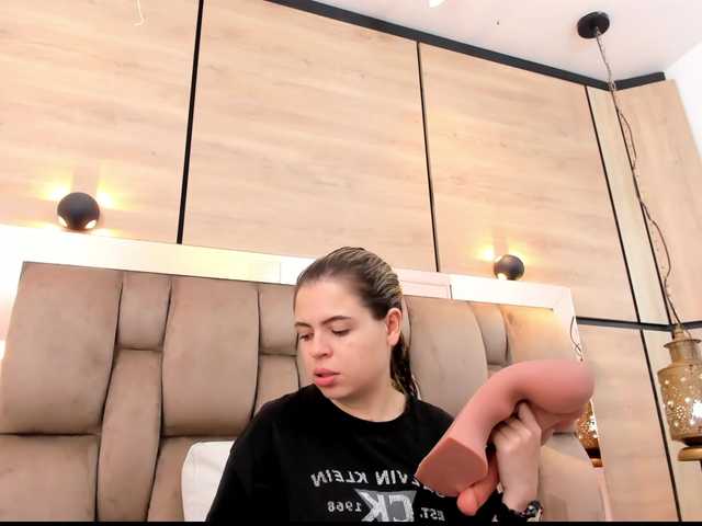 DorothyVegga's BongaCams show and profile