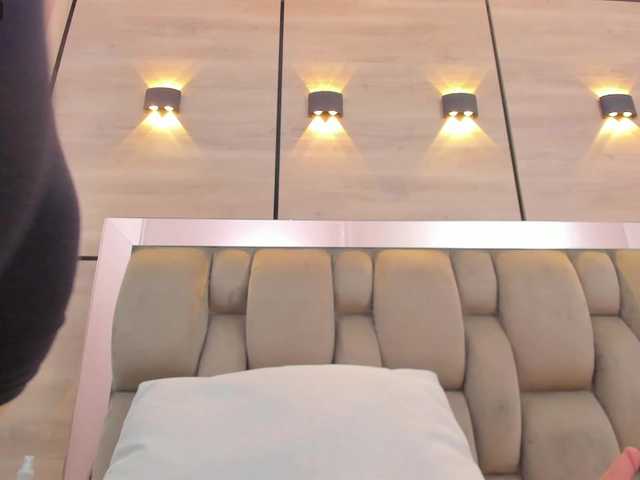 DorothyVegga's BongaCams show and profile