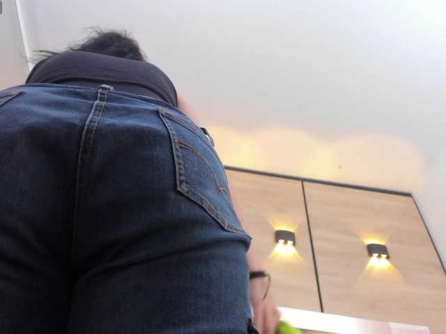 DorothyVegga's BongaCams show and profile