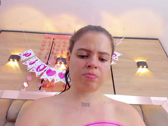 DorothyVegga's BongaCams show and profile