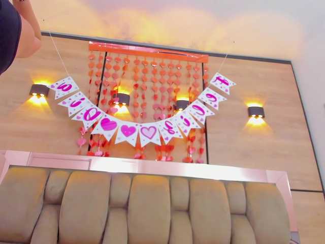 DorothyVegga's BongaCams show and profile