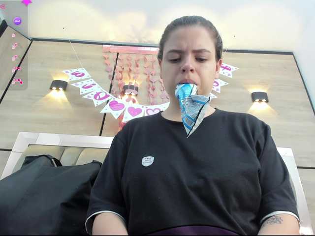 DorothyVegga's BongaCams show and profile