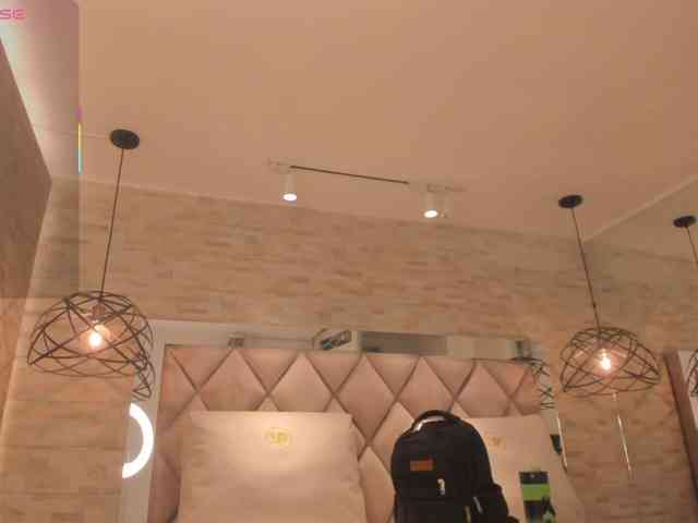 DorothyVegga's webcam live show
