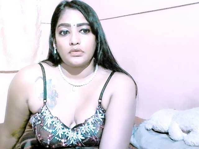 IndianExtasy's BongaCams show and profile