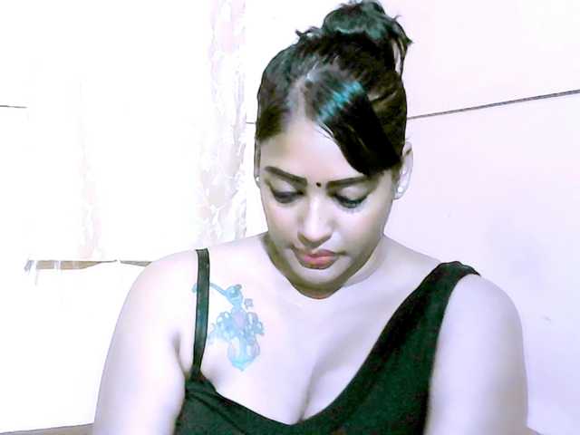 IndianExtasy's BongaCams show and profile