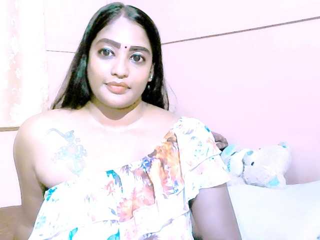 IndianExtasy's BongaCams show and profile