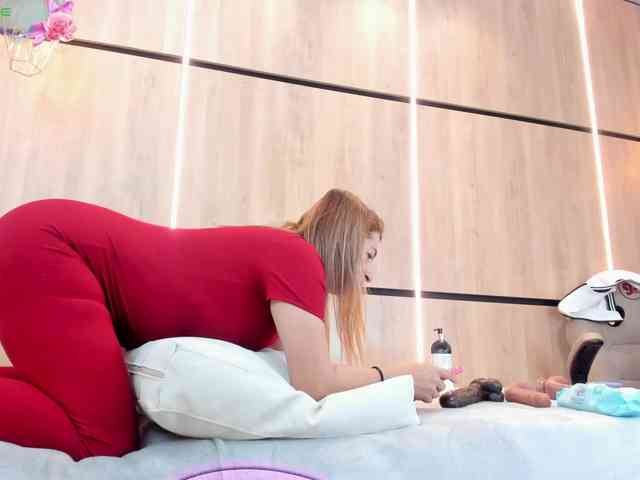 AdelaChase AdelaChase