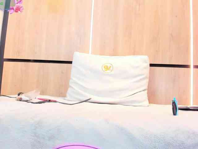 AdelaChase AdelaChase