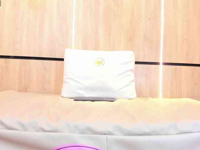 AdelaChase AdelaChase