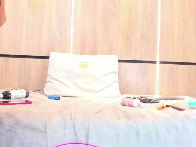 AdelaChase AdelaChase