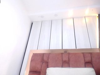ShanonHughes Porn Show