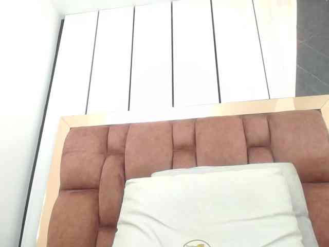 ShanonHughes webcam