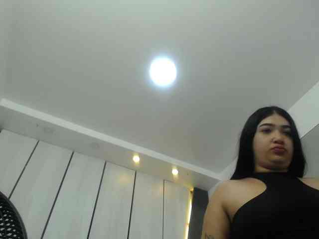 ShanonHughes webcam