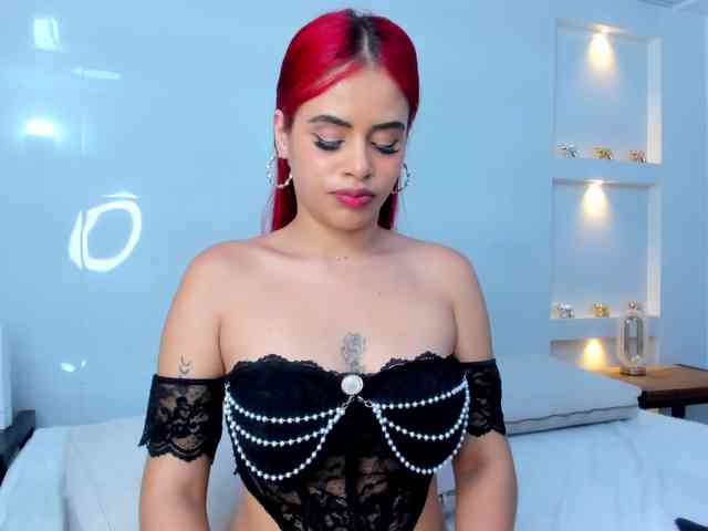 DaliaPrada webcam