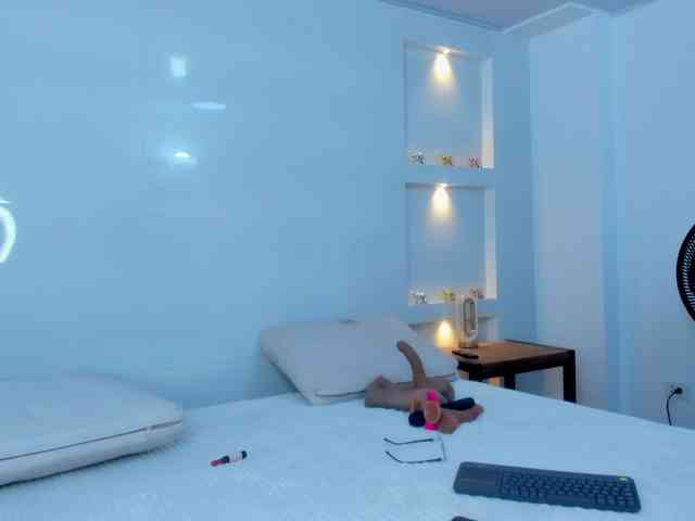 DaliaPrada webcam