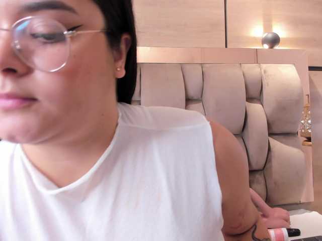 ImMou's BongaCams show and profile