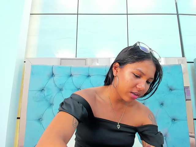 PocahontasPow's BongaCams show and profile