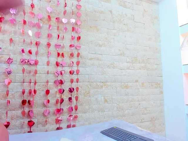 PocahontasPow's BongaCams show and profile