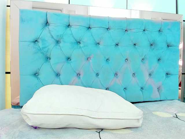 PocahontasPow's BongaCams show and profile