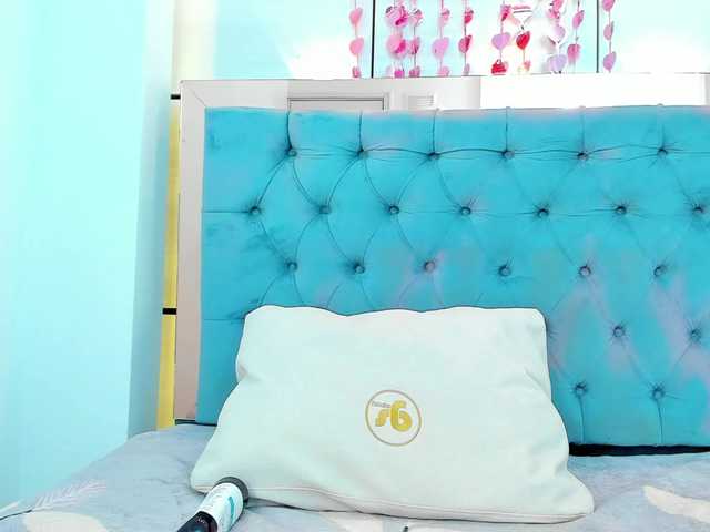 PocahontasPow's BongaCams show and profile