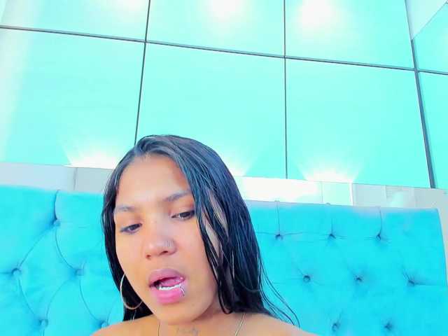 PocahontasPow's BongaCams show and profile