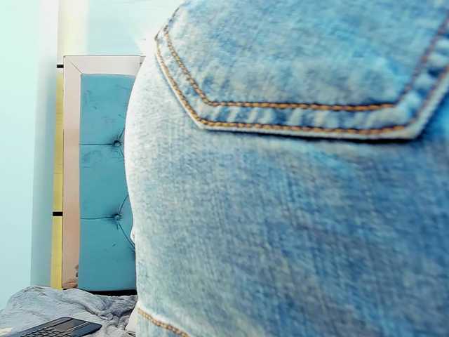 PocahontasPow's BongaCams show and profile