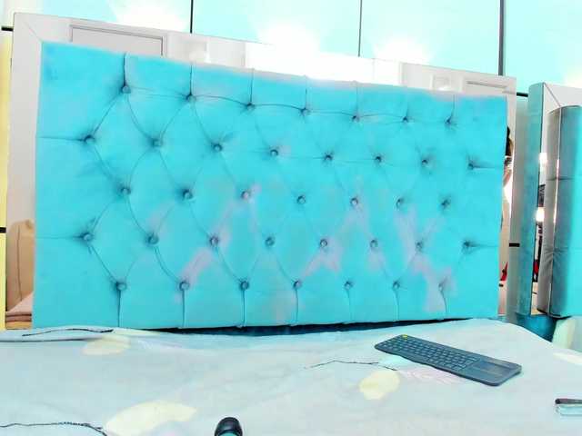 PocahontasPow's BongaCams show and profile