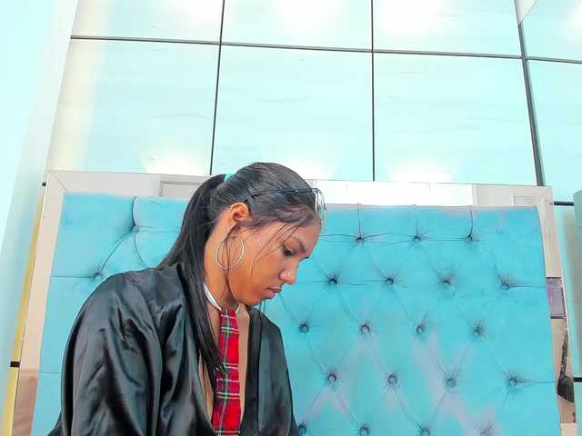 PocahontasPow's BongaCams show and profile