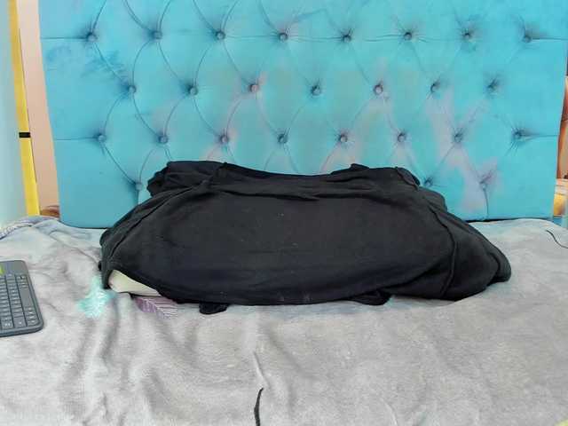 PocahontasPow's BongaCams show and profile