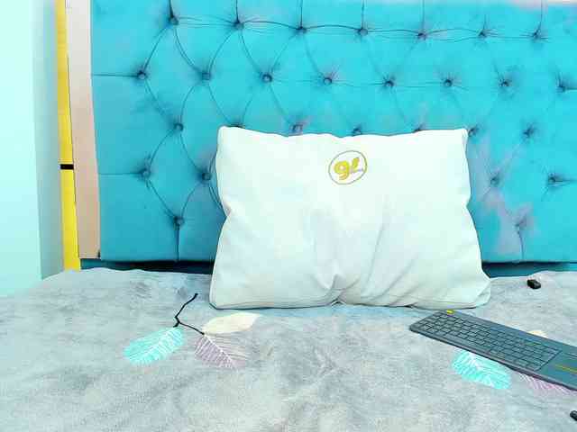 PocahontasPow PocahontasPow